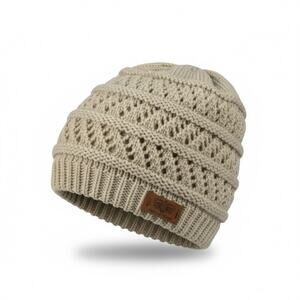 Angela And Williams Warm Insulated woman’s knit Hat Winter Soft Furry Inside NWT